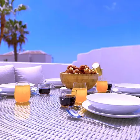 דירה Tropicalidays Oceanview Grand Luxe אדחה