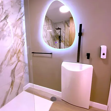 Tropicalidays Oceanview Grand Luxe Appartamento *