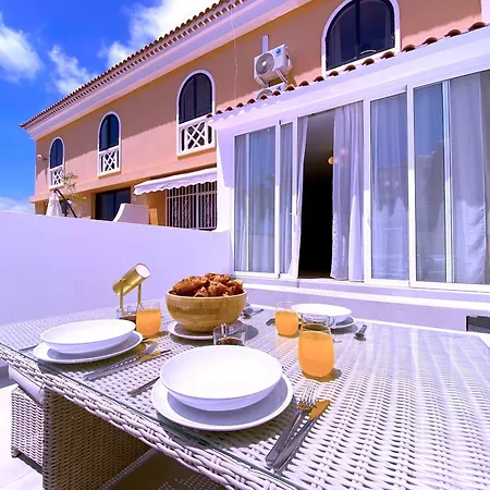 Tropicalidays Oceanview Grand Luxe أذيخي