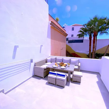 Tropicalidays Oceanview Grand Luxe شقة أذيخي